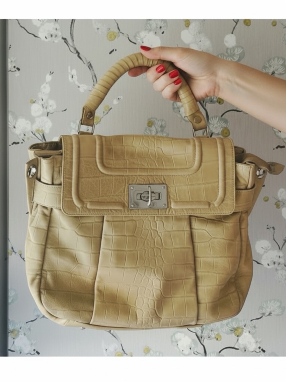 BE&D Vintage Gable Heritage Embossed Leather Bag